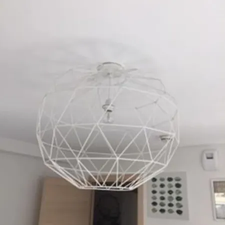 Joli 2 Pieces A 10 Min A Pied Du Avec Parking Prive Apartment